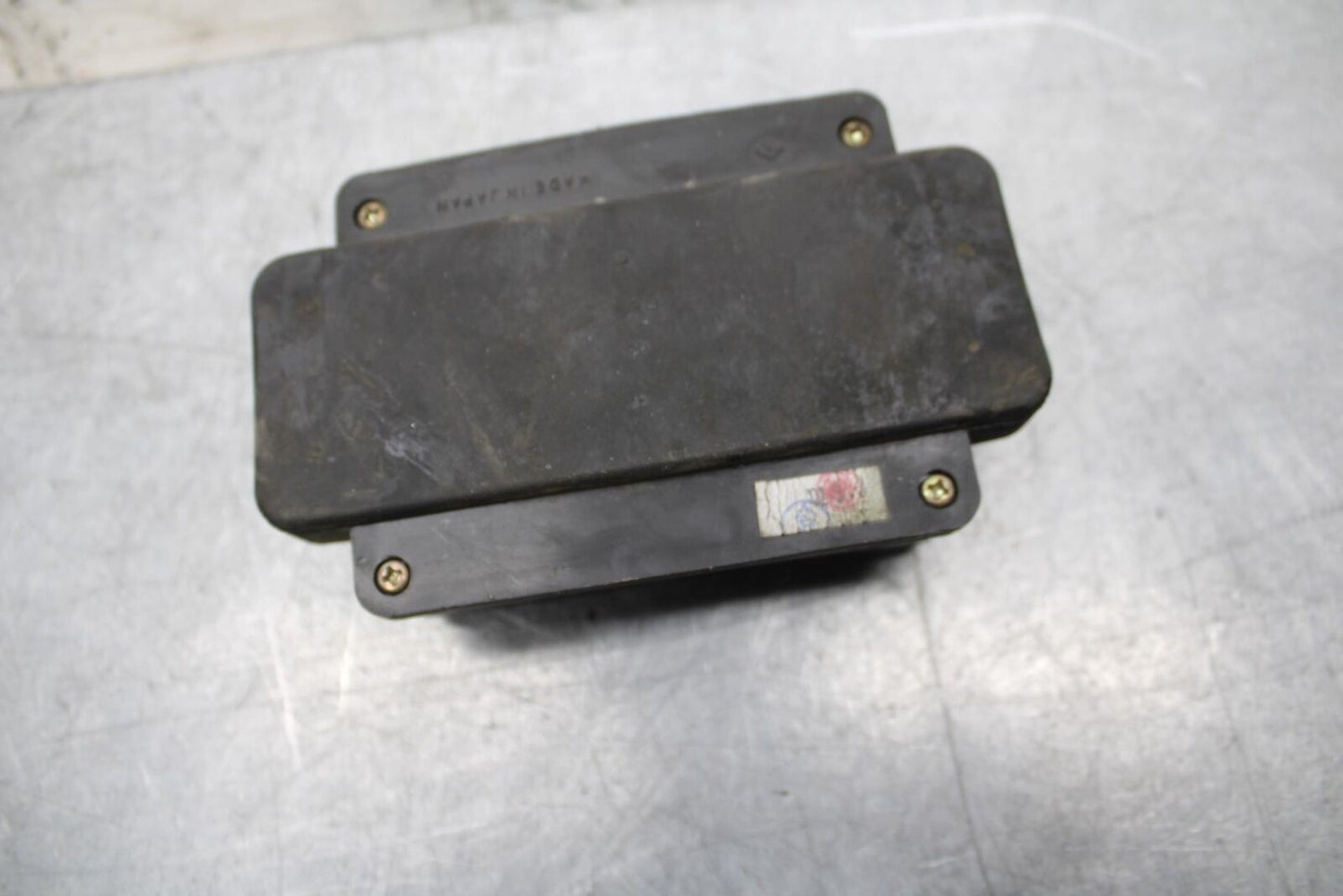 2001 Kawasaki Ninja ZX6 ZX600E RELAY ASSEMBLY FUSE BOXBB547