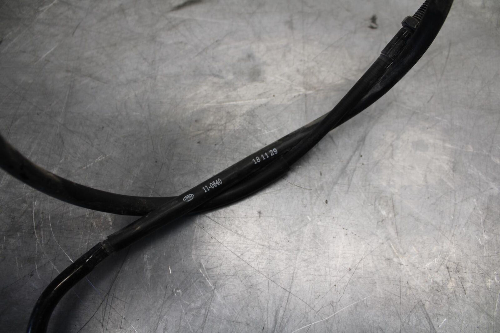 18 KAWASAKI Z 400 CLUTCH CABLE LINE BB469