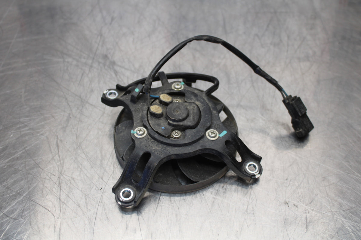 15-16 HONDA CB300F ENGINE RADIATOR COOLING FAN BB150