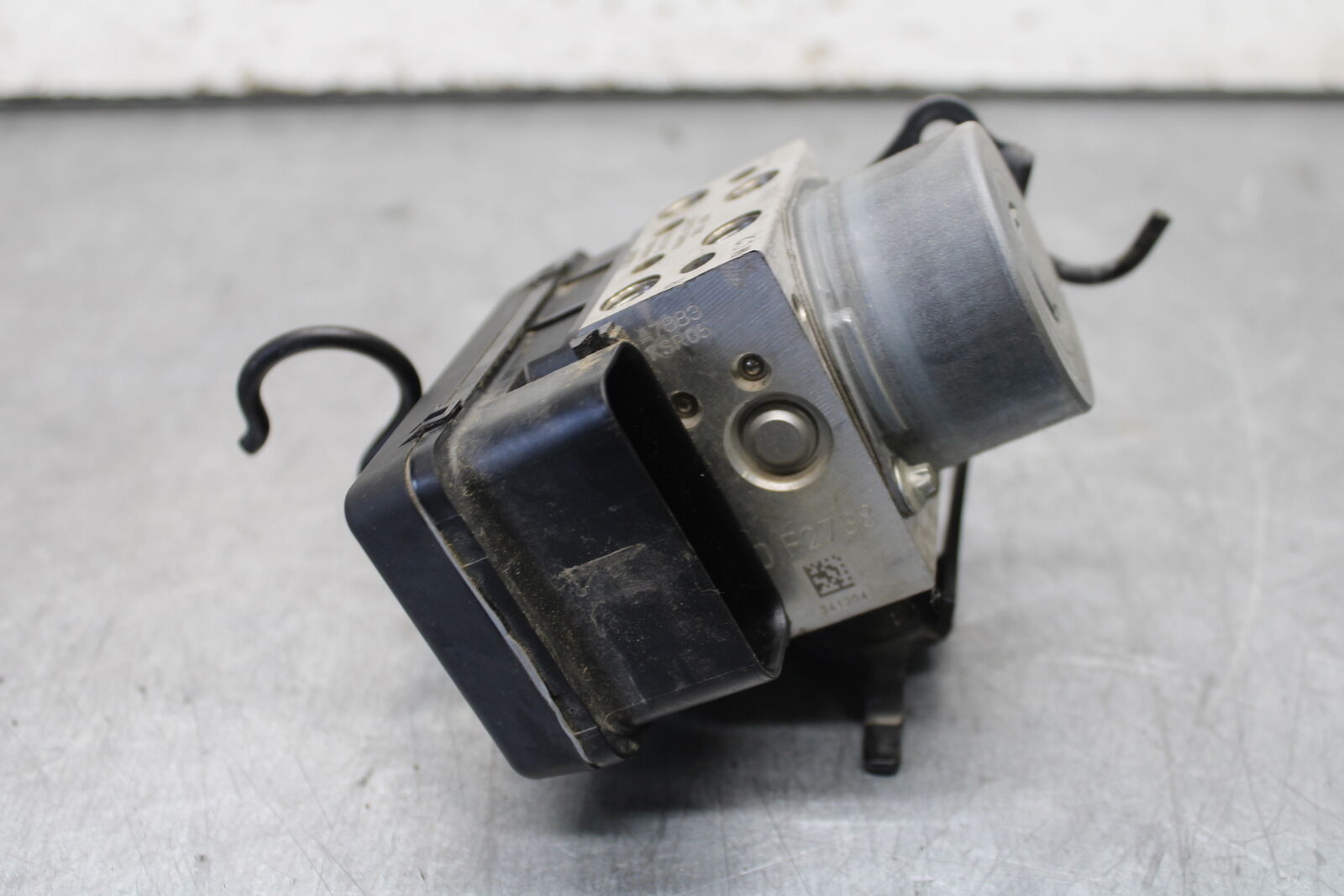 12-17 KAWASAKI ER-6N Z650 ABS PUMP UNIT MODULE BB709