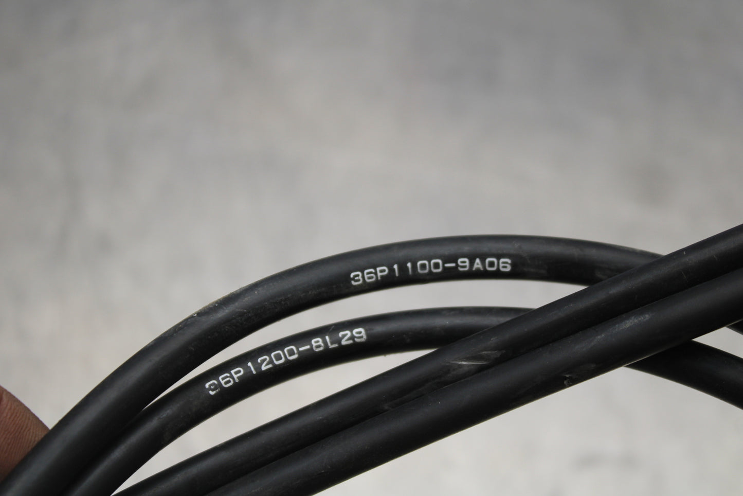 09-15 YAMAHA FZ6R THROTTLE CABLES LINES BB161