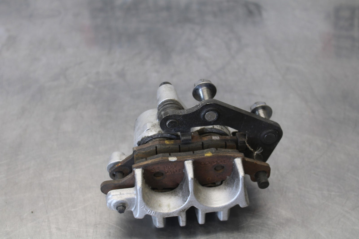 07 SUZUKI BOULEVARD M50 LEFT FRONT BRAKE CALIPER BB897