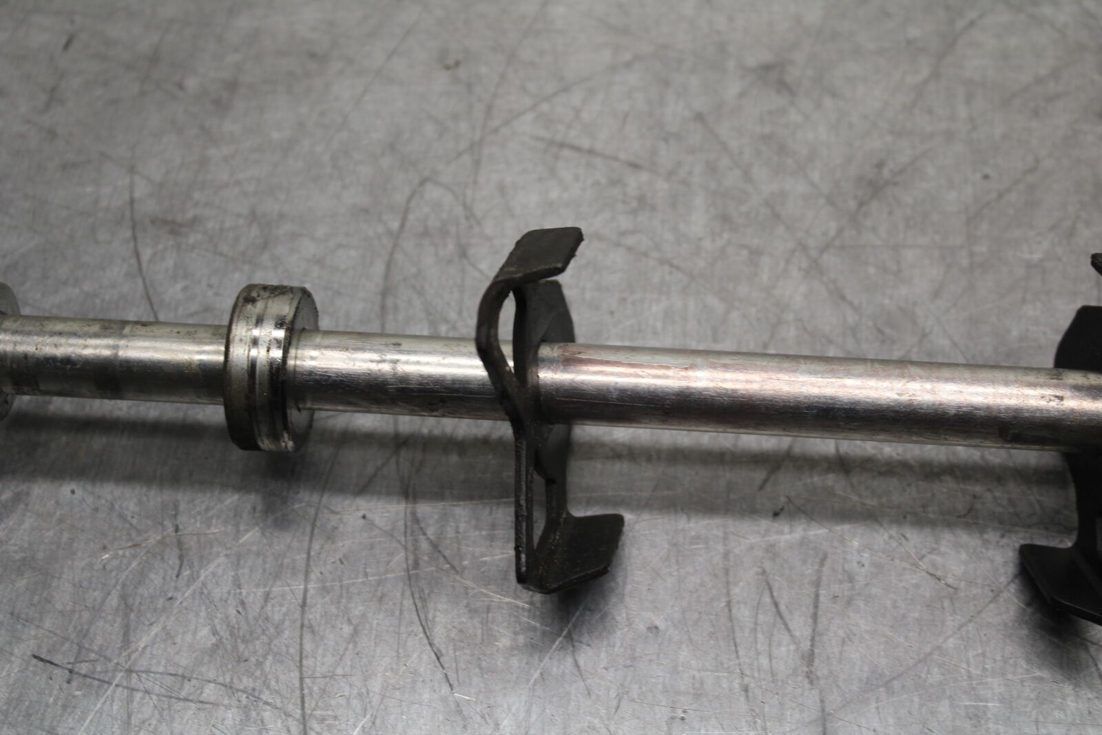 19-22 KAWASAKI Z400 REAR AXLE BACK WHEEL RIM PIVOT BOLT AXEL BB738