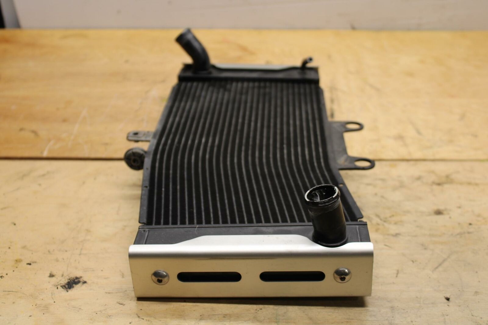 07-12 SUZUKI BANDIT 650S ENGINE RADIATOR MOTOR COOLER COOLING RADIATER BB328