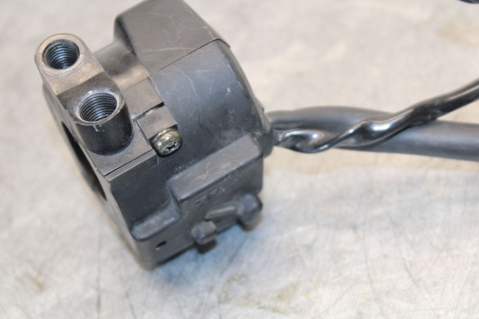 05-06 HONDA CBR600RR RIGHT CLIP ON HANDLE KILL OFF START SWITCH SWITCHES  BB655