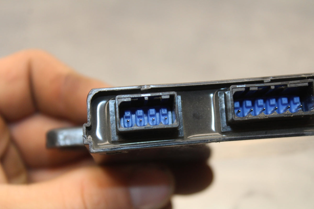 22-25 YAMAHA YZF R7 LIGHT COMPUTER CONTROLLER UNIT LIGHT ECM  BB176
