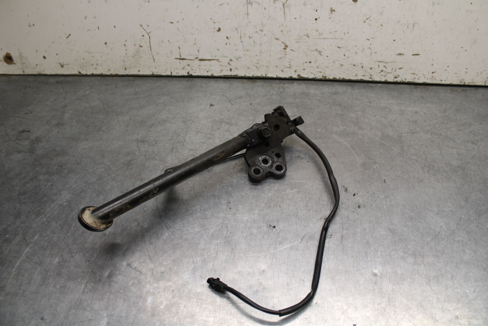 19-22 KAWASAKI Z400 KICKSTAND SIDE KICK STAND BB738