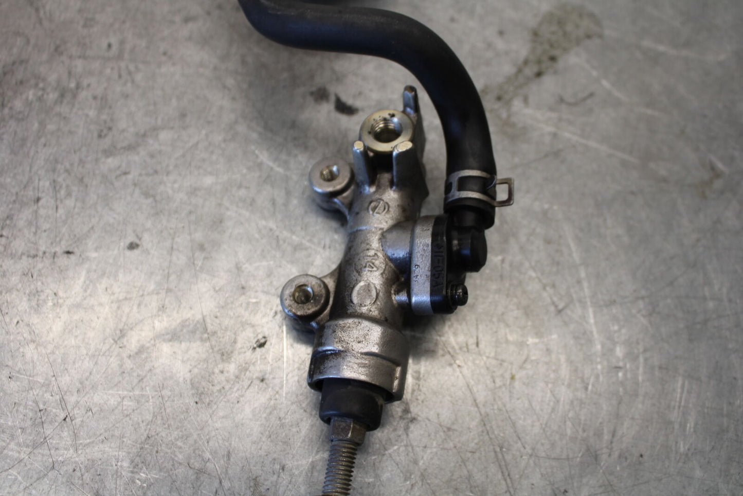 03-07 SUZUKI SV1000S REAR BACK BRAKE MASTER CYLINDER W RESERVOIR BB657