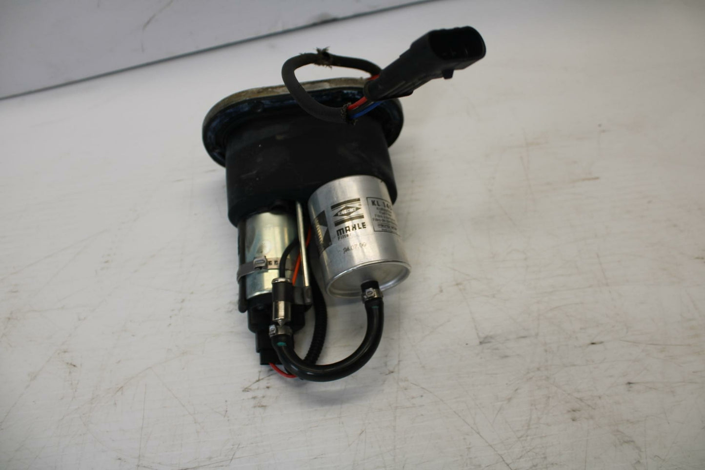 10-11 APRILIA RSV4 FUEL PUMP GAS PETROL SENDER UNIT BB268