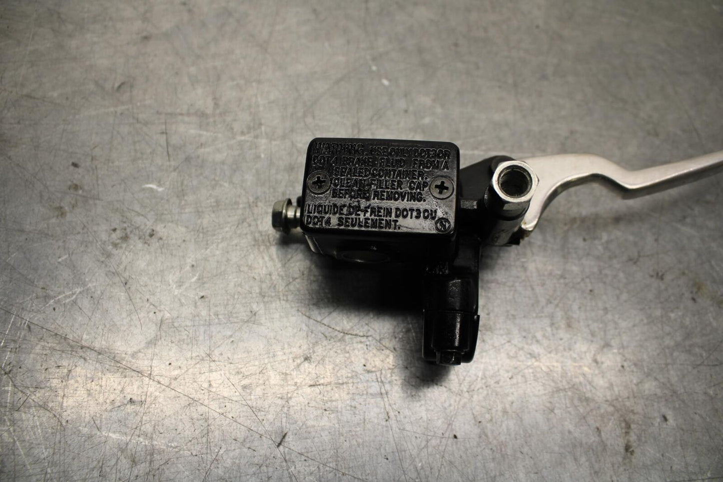 17-20 KAWASAKI Z125 PRO FRONT BRAKE MASTER CYLINDER w/ LEVER BB74