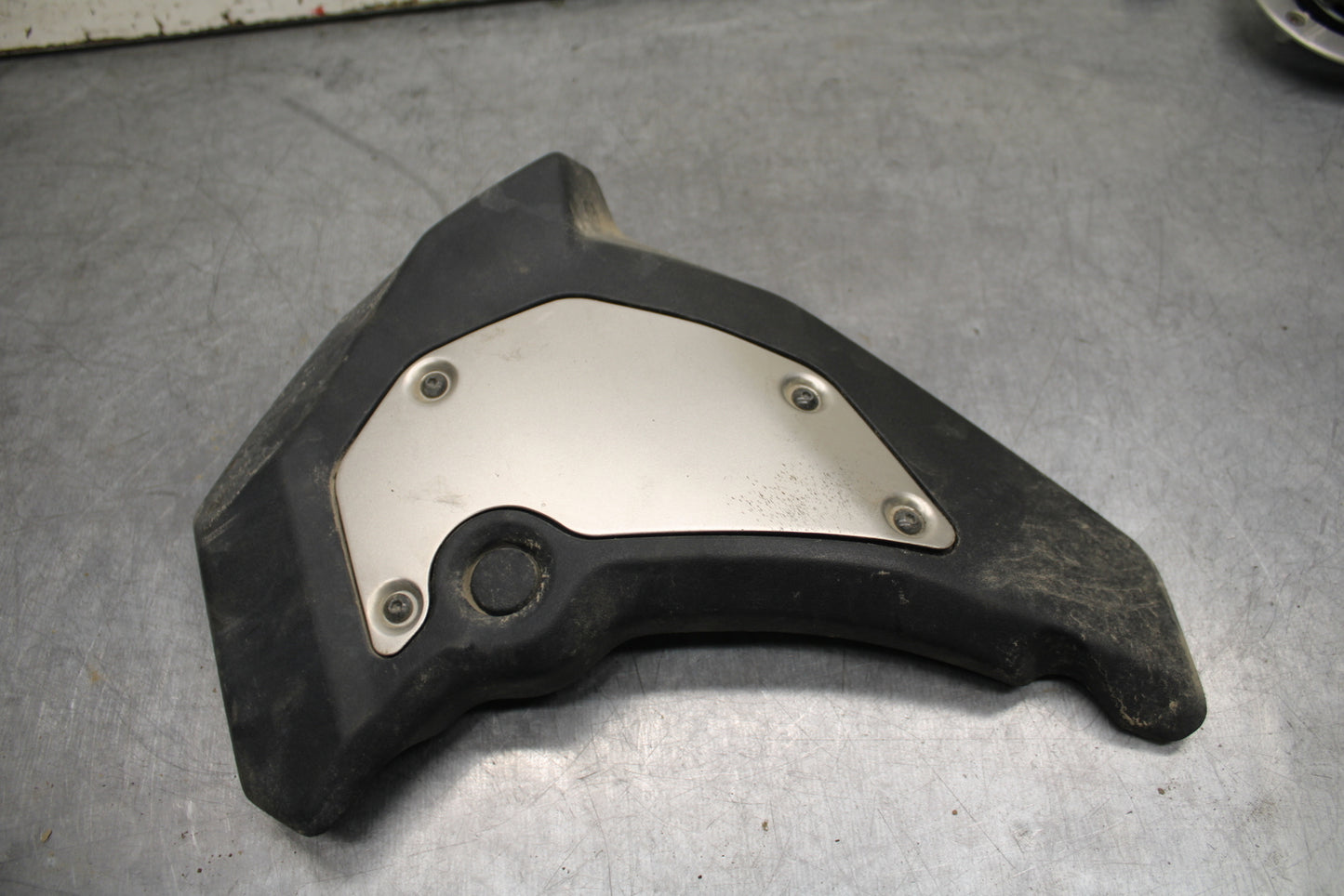 16-17 KAWASAKI VULCAN S 650 EN650 ABS ENGINE SIDE COVER PANEL COWL FAIRING BB731