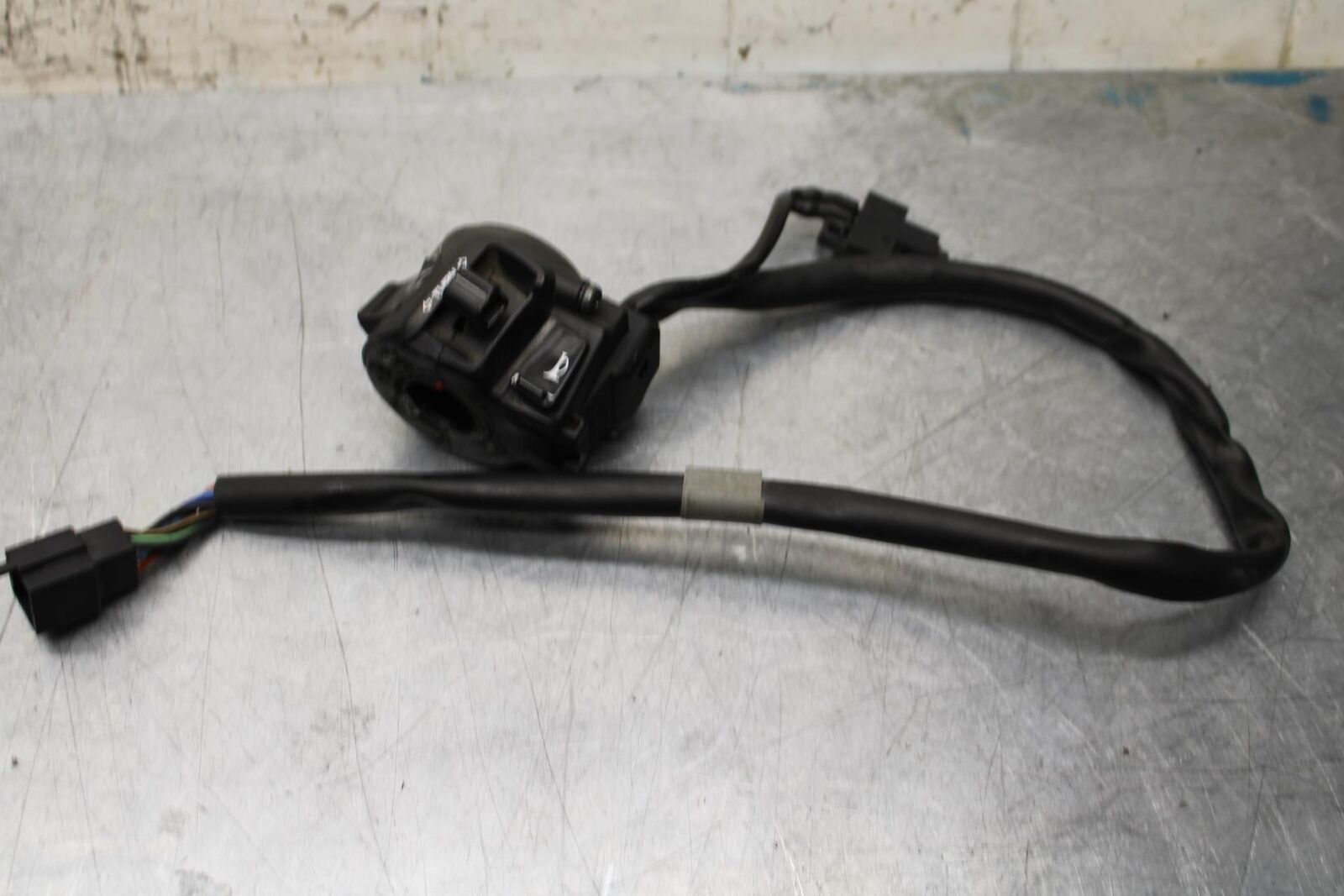 2008 Honda Interceptor 800 VFR800A ABS LEFT CLIP ON HANDLE SWITCH BB566