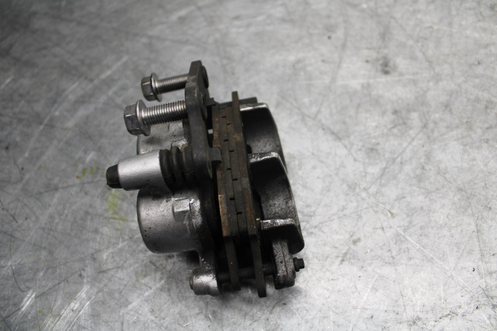 2007 Suzuki Boulevard M50 FRONT BRAKE CALIPER BB537