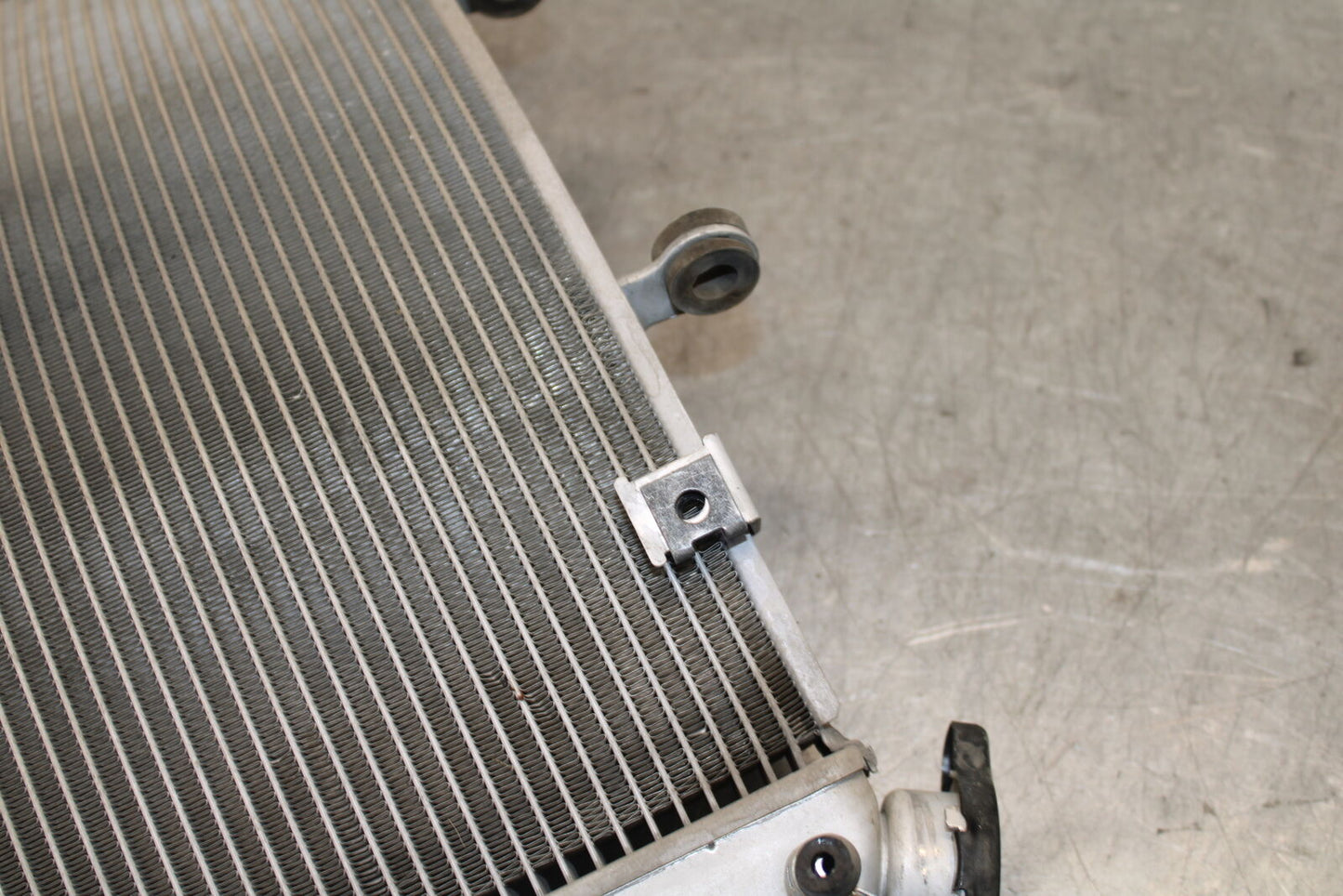 19-23 KAWASAKI NINJA ZX6R ENGINE RADIATOR MOTOR COOLER COOLING RADIATER BB701