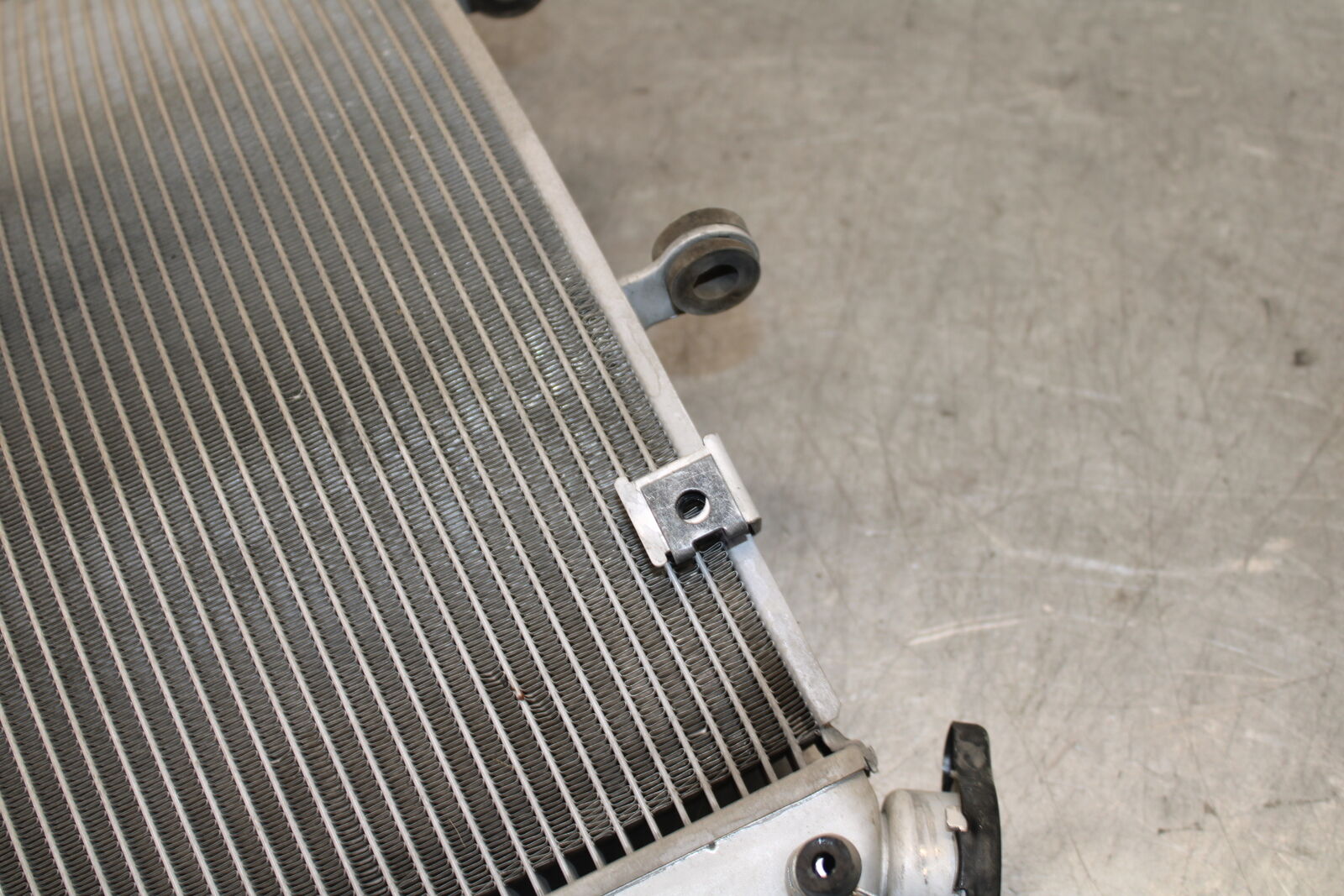 19-23 KAWASAKI NINJA ZX6R ENGINE RADIATOR MOTOR COOLER COOLING RADIATER BB701