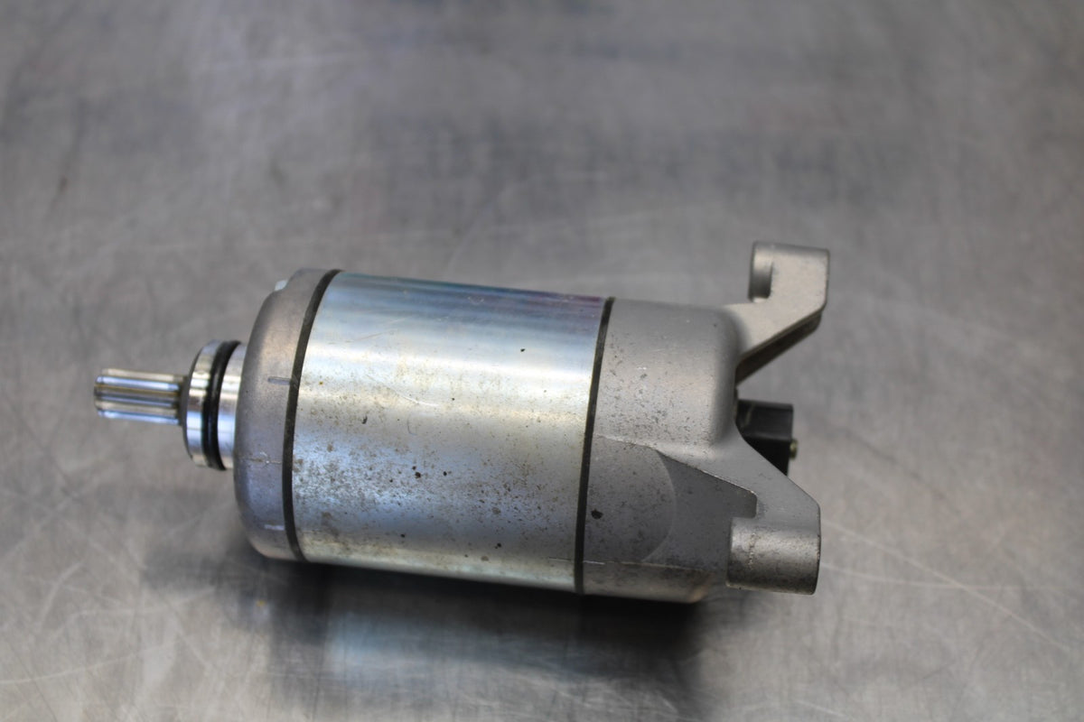 09 YAMAHA V STAR 950 ENGINE STARTING STARTER MOTOR -DC 12V BB172