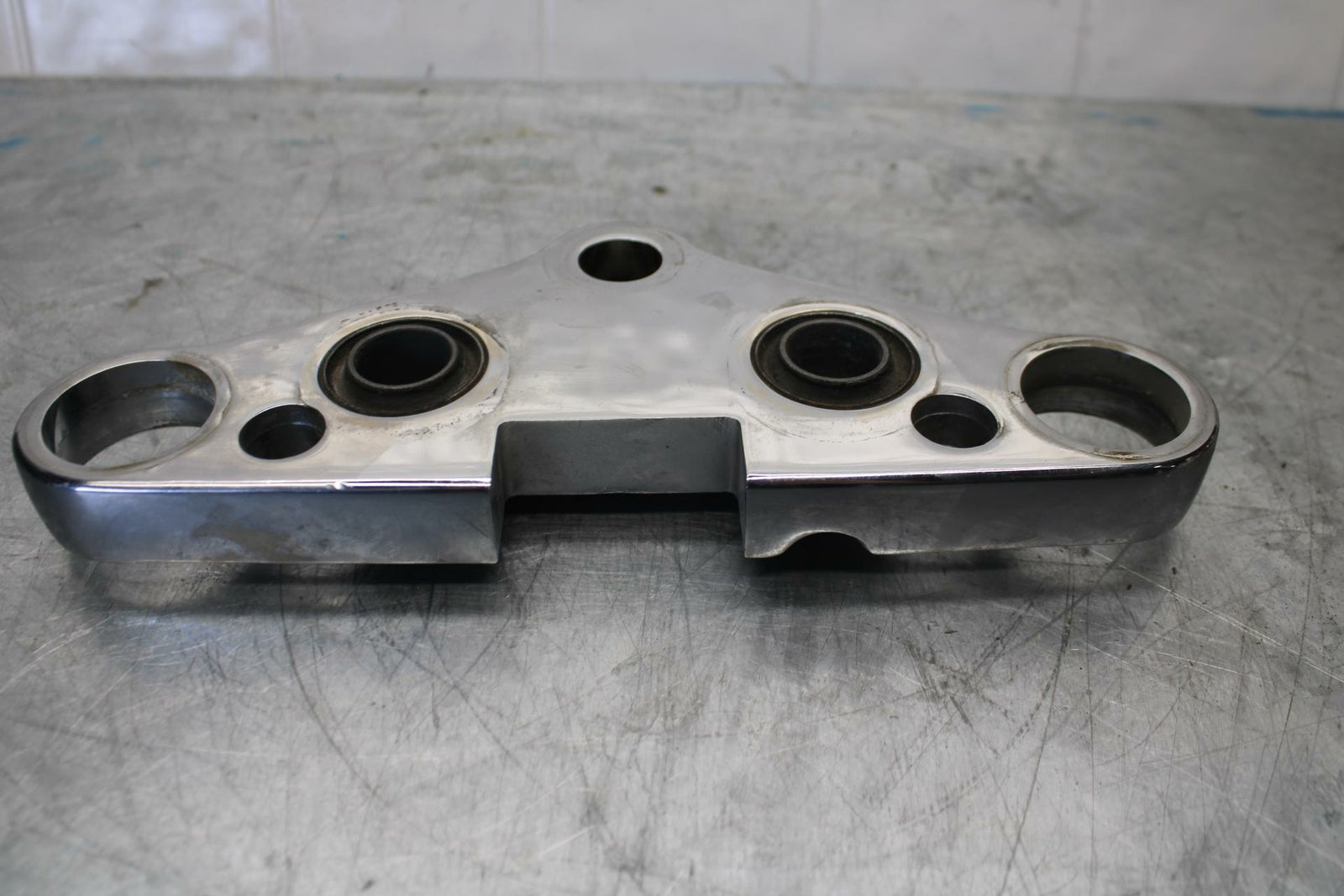 87-03 SUZUKI INTRUDER 1400 VS1400GLP FORKS UPPER TRIPLE TREE CLAMP BB412
