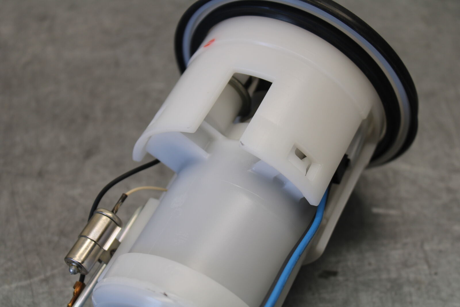 17-21 HONDA CBR1000RR SP FUEL PUMP GAS PETROL SENDER UNIT BB681