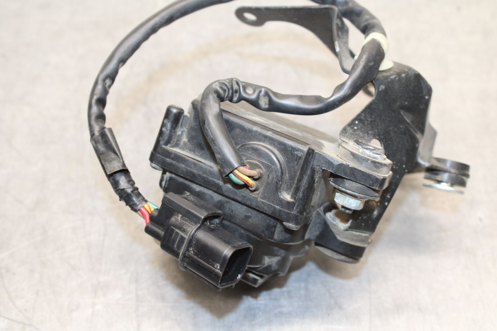 12-16 HONDA CBR1000RR EXHAUST VALVE SERVO MOTOR BB114