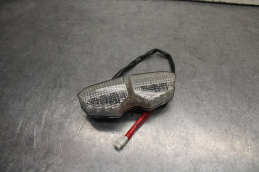 08-09 YAMAHA YZF R6S REAR TAIL TAILLIGHT BACK BRAKE LIGHT  BB690