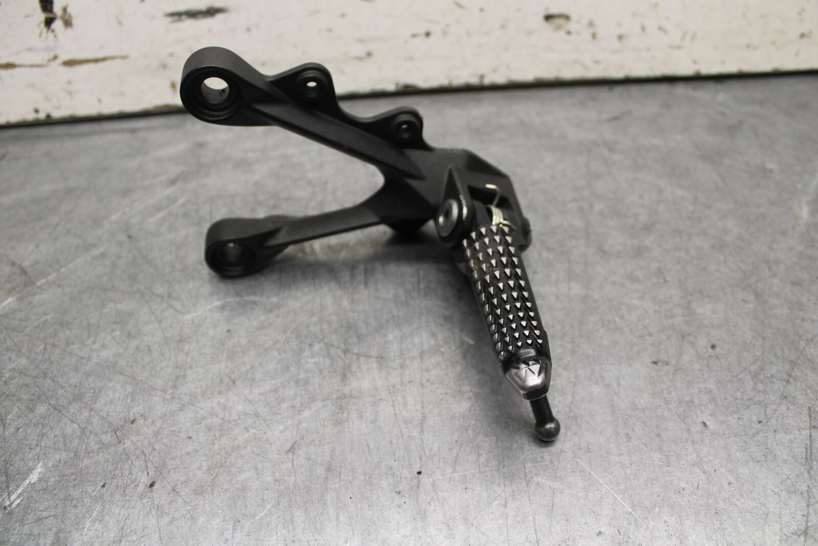 13-18 KAWASAKI NINJA ZX6R LEFT REARSET REAR SET DRIVER FOOT PEG REST STOP BB666