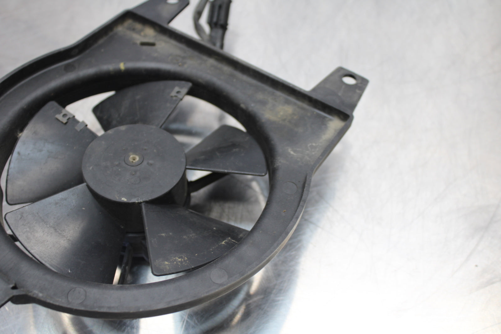 06-12 BMW F800ST ENGINE RADIATOR COOLING FAN BB144