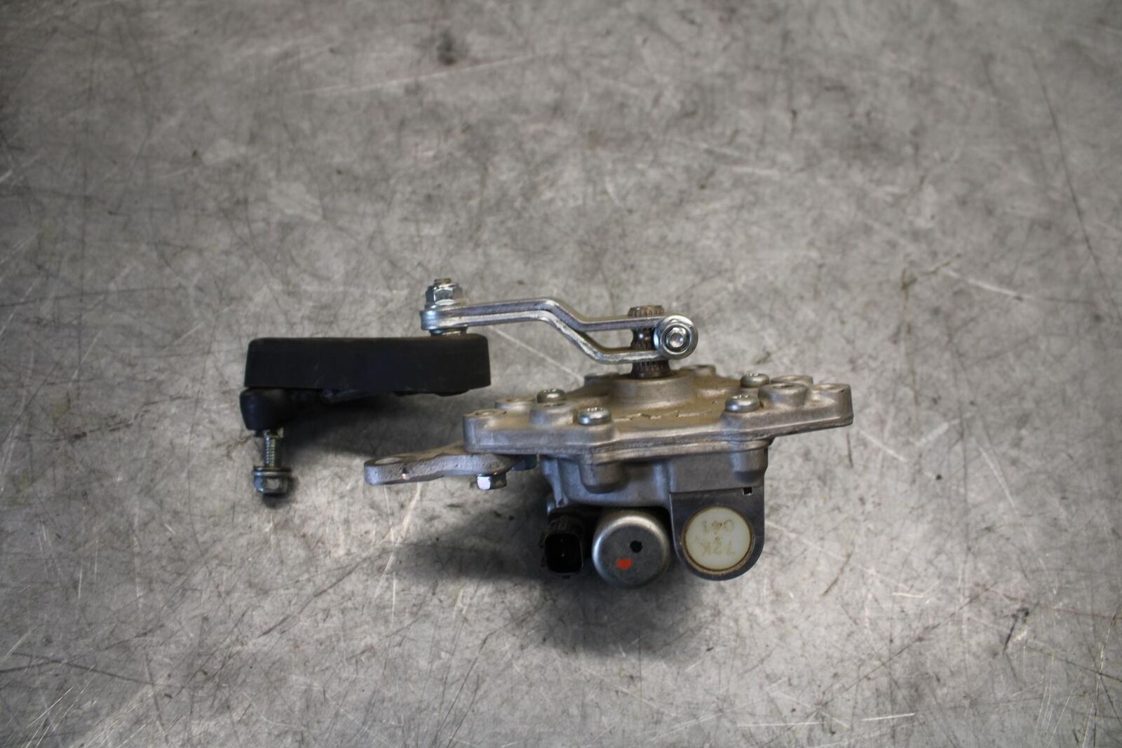 2009 Honda CBR600RR STEERING DAMPER STABILIZER 53700-MFJ-D01 BB536
