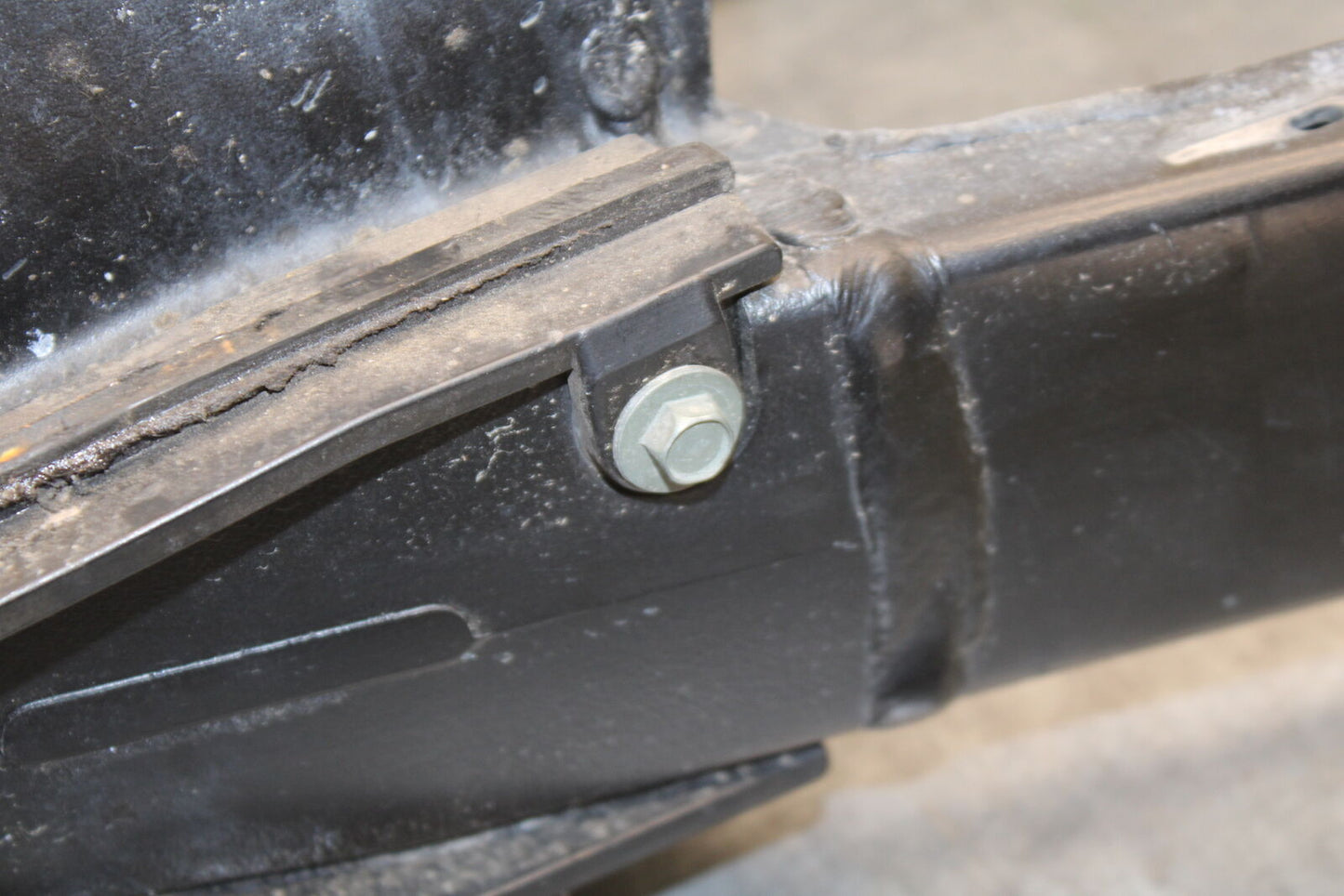 05-06 SUZUKI GSXR1000 REAR SWINGARM SUSPENSION SWING ARM 61000-41G00-YAP BB663