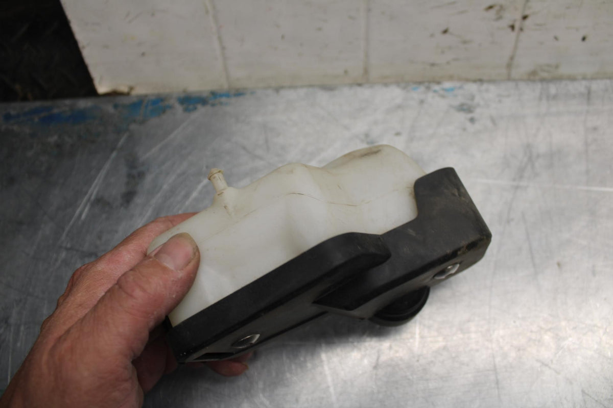 15-17 YAMAHA YZF R3 COOLANT WATER TANK RESERVOIR BOTTLE 1WD-F172W-00-00 BB453