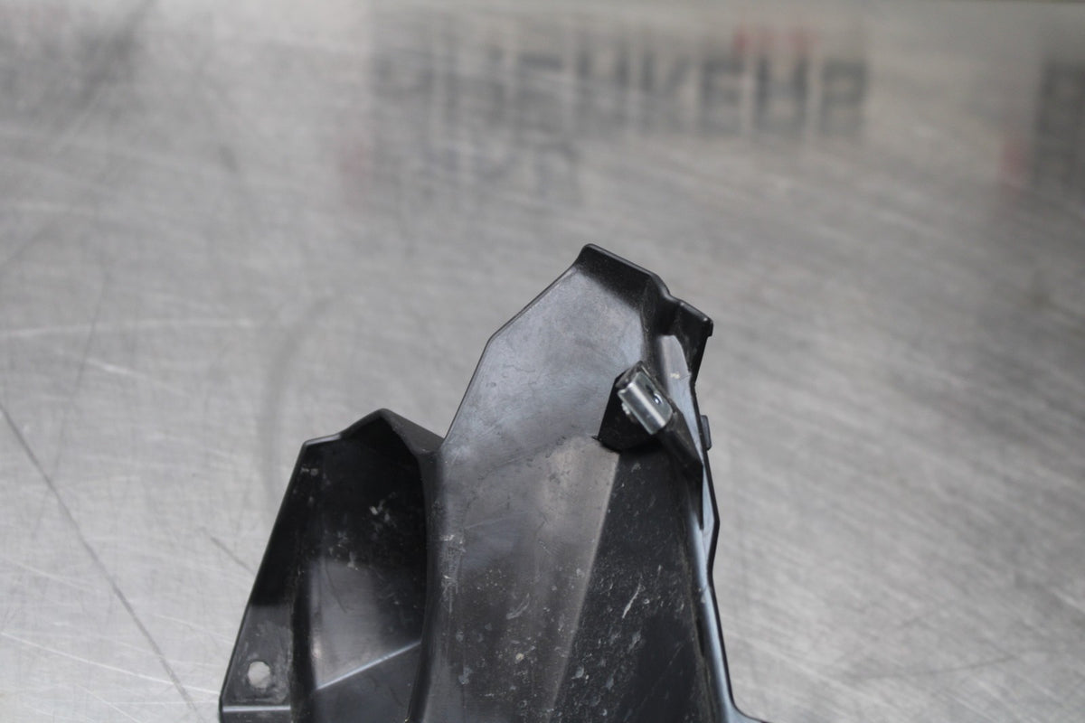 18-26 KAWASAKI Z400 FRONT CENTER COWL FAIRING BB852