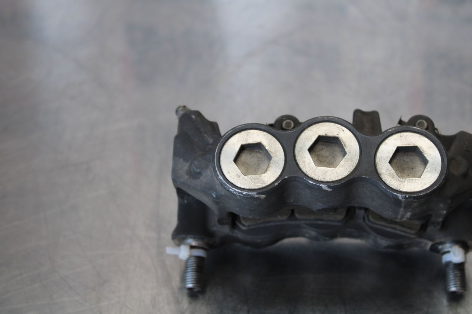 07-08 YAMAHA YZF R1 RIGHT LEFT FRONT BRAKE CALIPER SET PAIR CALIPERS BB160