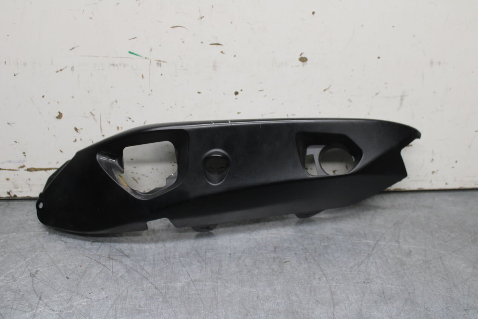 12-17 KAWASAKI ER-6N Z650 LEFT REAR BACK TAIL FAIRING COWL SHROUD BB709