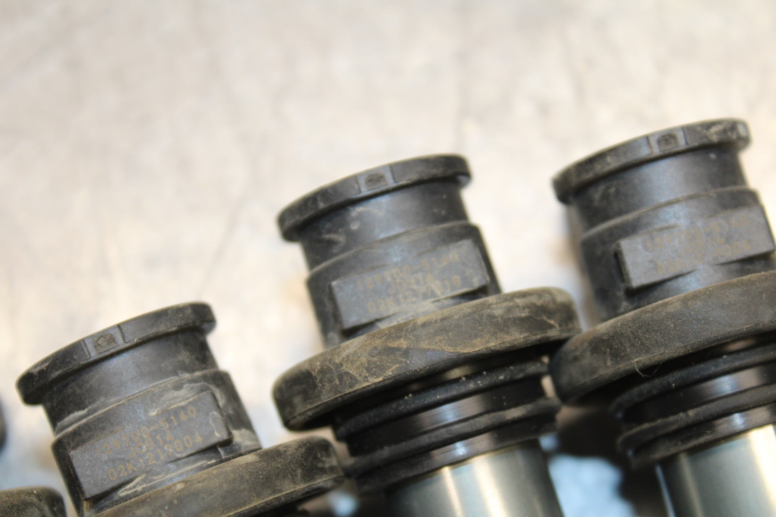 08-10 SUZUKI GSXR 600 IGNITION COILS COIL SPARK PLUG CAPS BB753