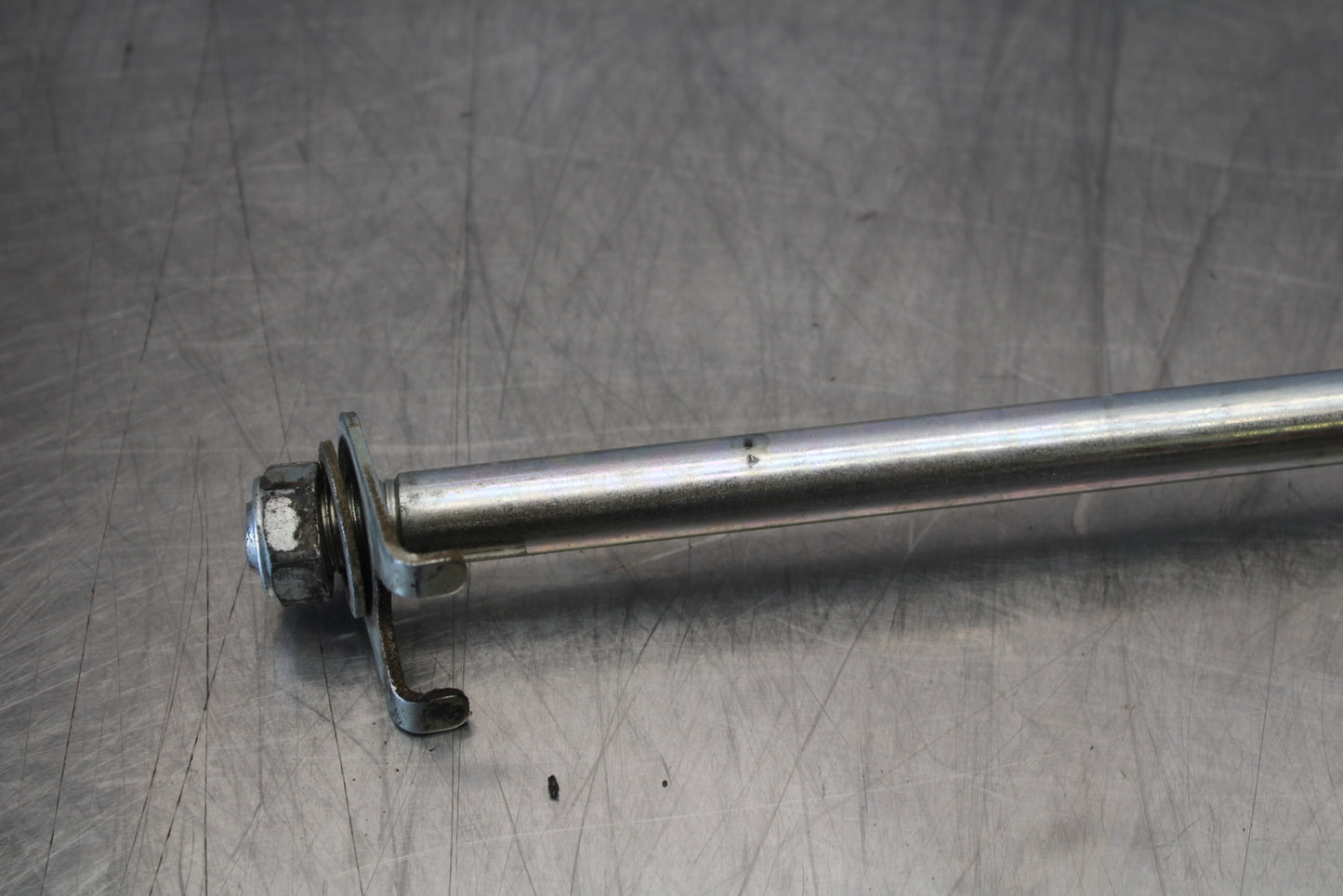 09-15 YAMAHA FZ6R REAR AXLE BACK WHEEL RIM PIVOT BOLT AXEL BB161