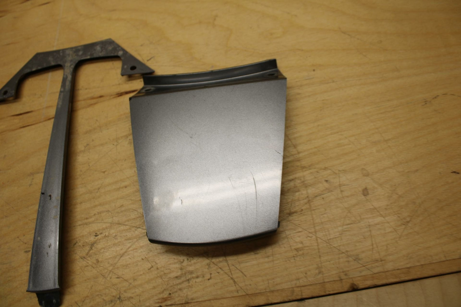 07-08 SUZUKI SV650 REAR TAILLIGHT BRAKE LIGHT TRIM  BB316