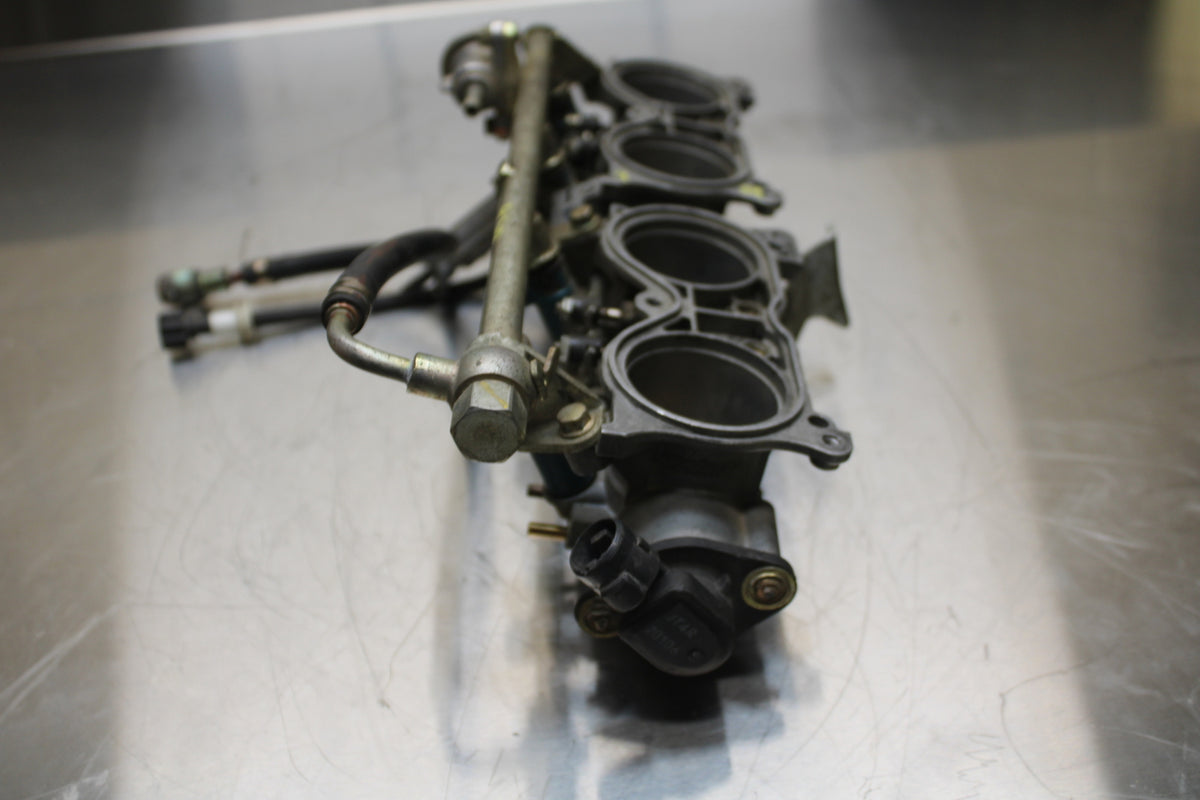 02-03 HONDA CBR900RR 954 MAIN FUEL INJECTORS / THROTTLE BODIES BB497