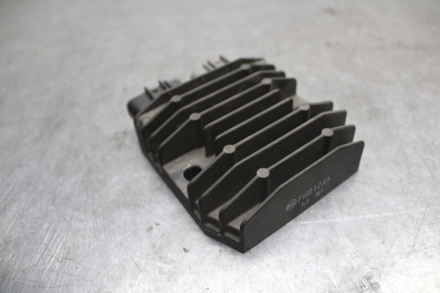 07-08 YAMAHA YZF R1 RECTIFIER VOLTAGE REGULATOR  BB675