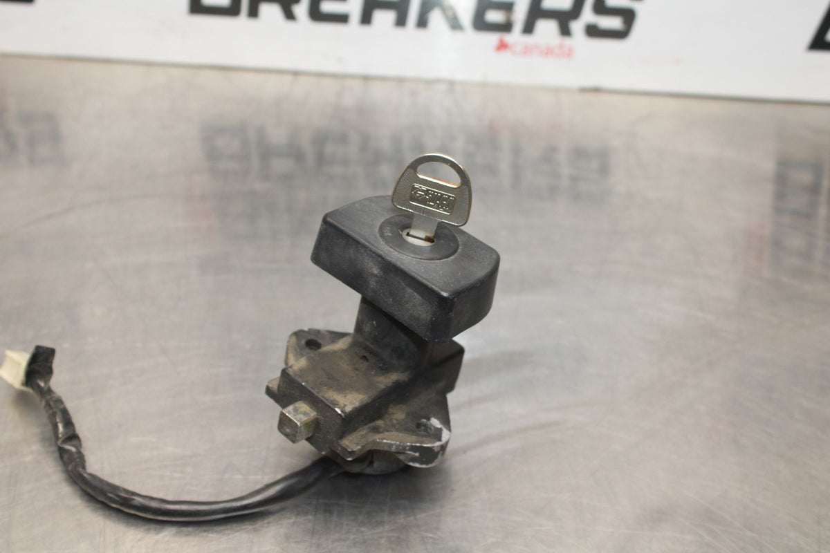 78-79 SUZUKI GS1000 IGNITION LOCK KEY SET W/ GAS CAP BB787