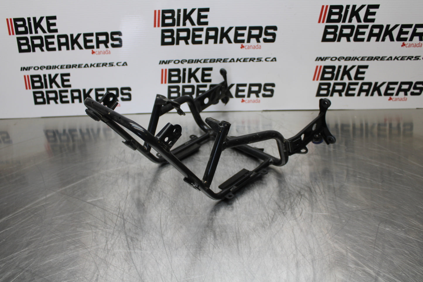 09 YAMAHA ROYAL STAR XVZ1300TF VENTURE UPPER FAIRING GAUGES STAY BRACKET  BB151