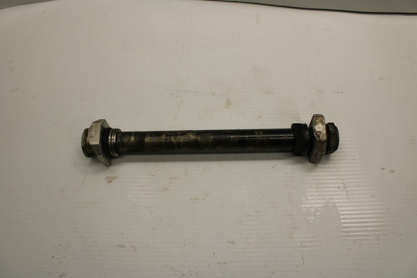 08-09 SUZUKI GSXR600 REAR AXLE BACK WHEEL RIM PIVOT BOLT AXEL BB244