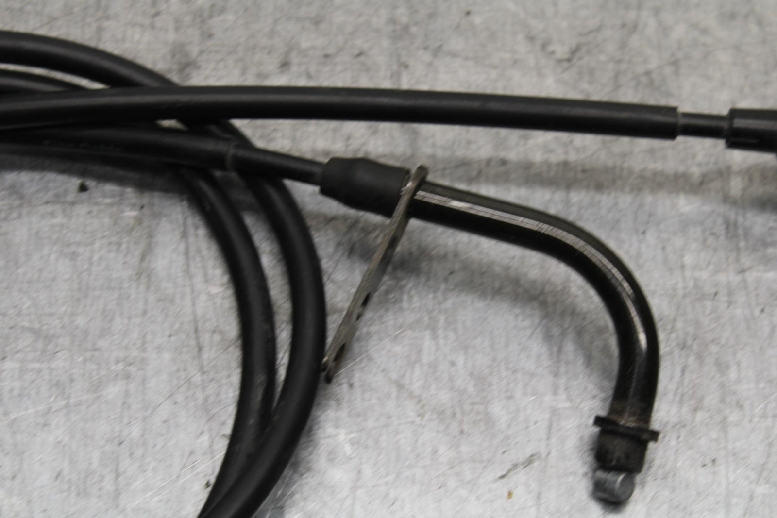 06-07 SUZUKI GSXR 600 750 THROTTLE CABLES LINES BB98