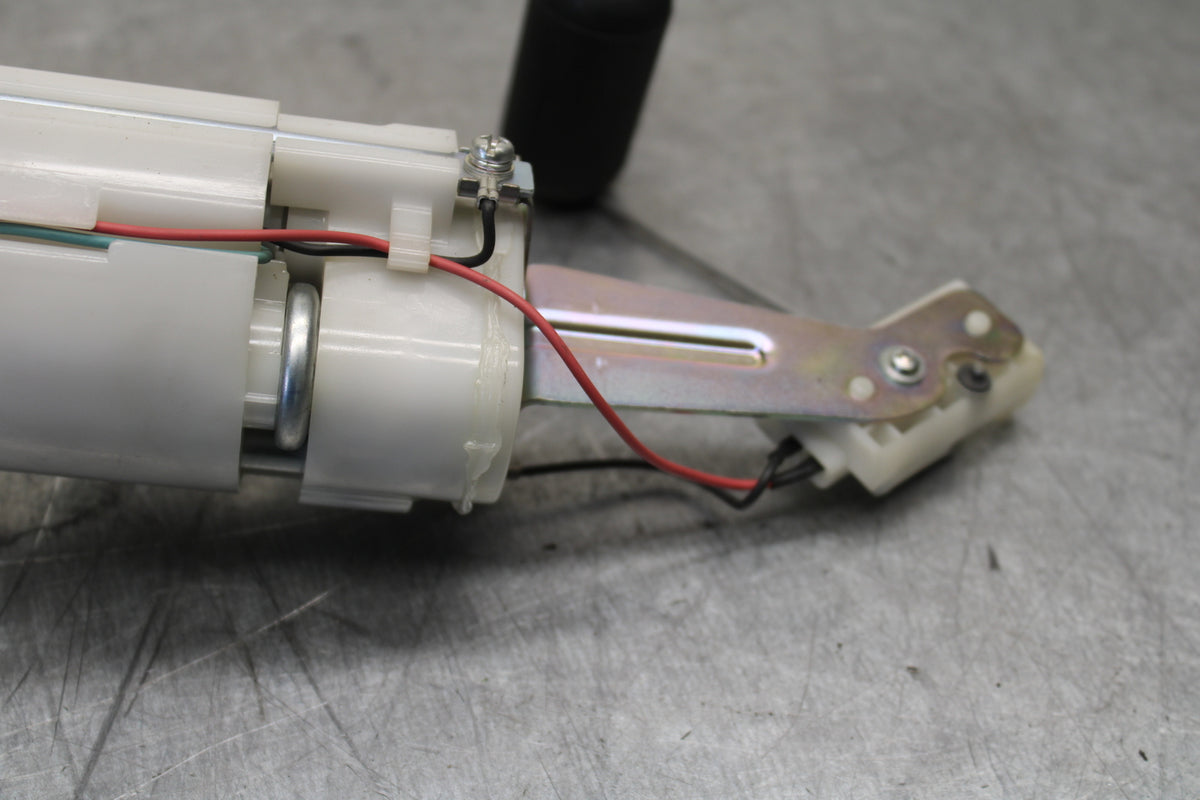 12-17 KAWASAKI ER-6N Z650 FUEL PUMP GAS PETROL SENDER UNIT BB709