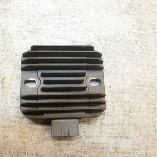 12-13 KAWASAKI EX300 NINJA RECTIFIER VOLTAGE REGULATOR BB373