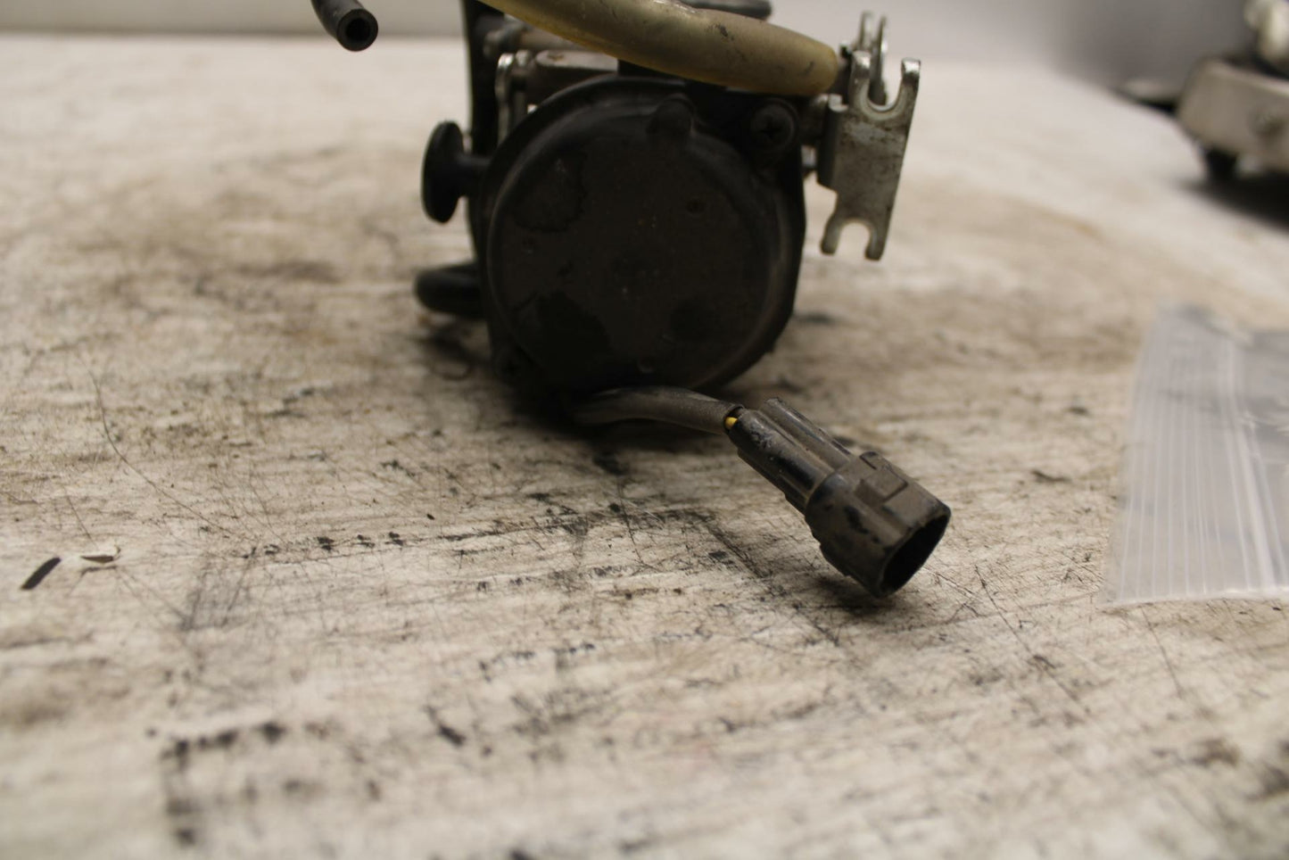 05-21 SUZUKI DRZ400SM CARBS CARBURETORS BB376