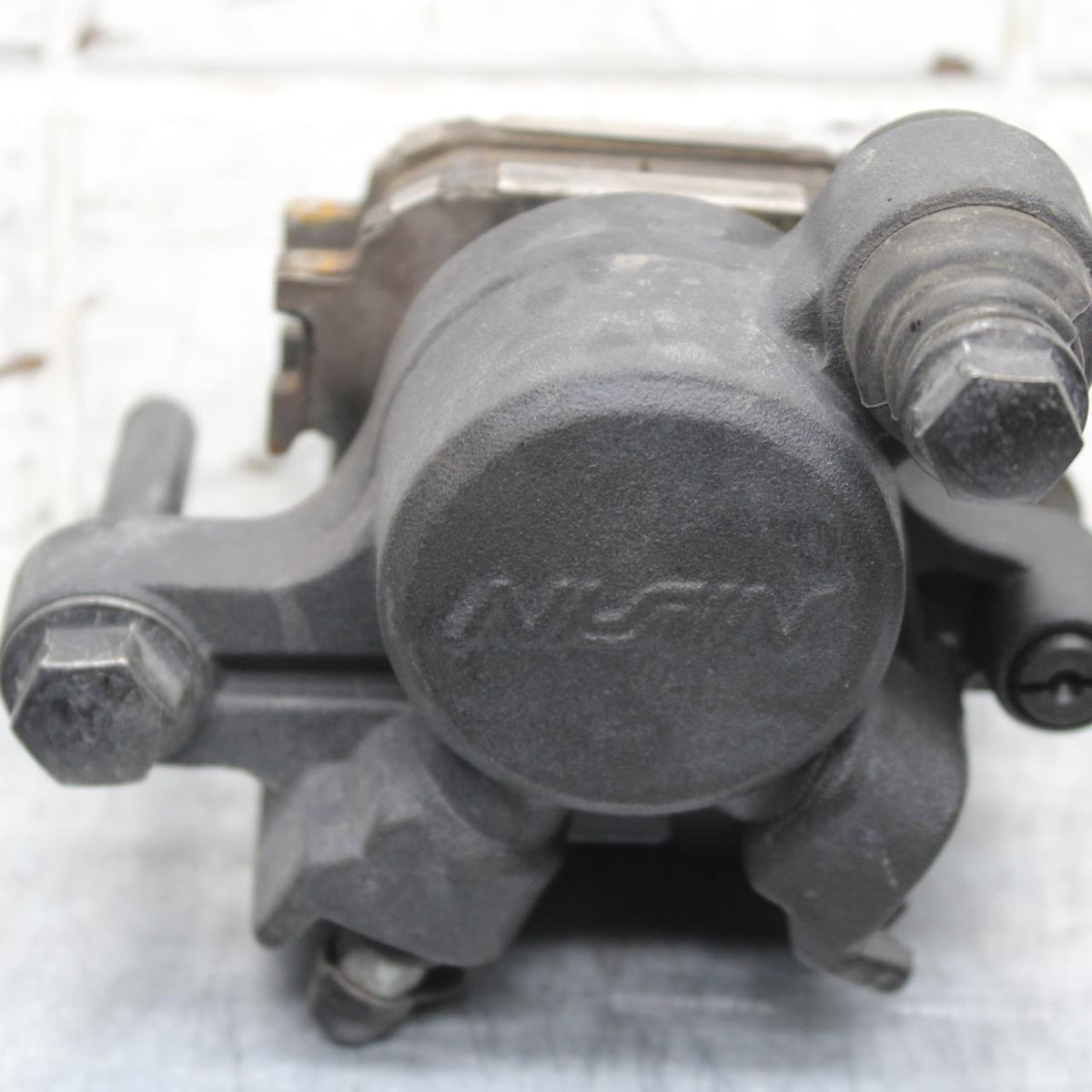 2012 Yamaha FZ8 REAR BACK BRAKE CALIPER 39P-2580W-00-00 BB550