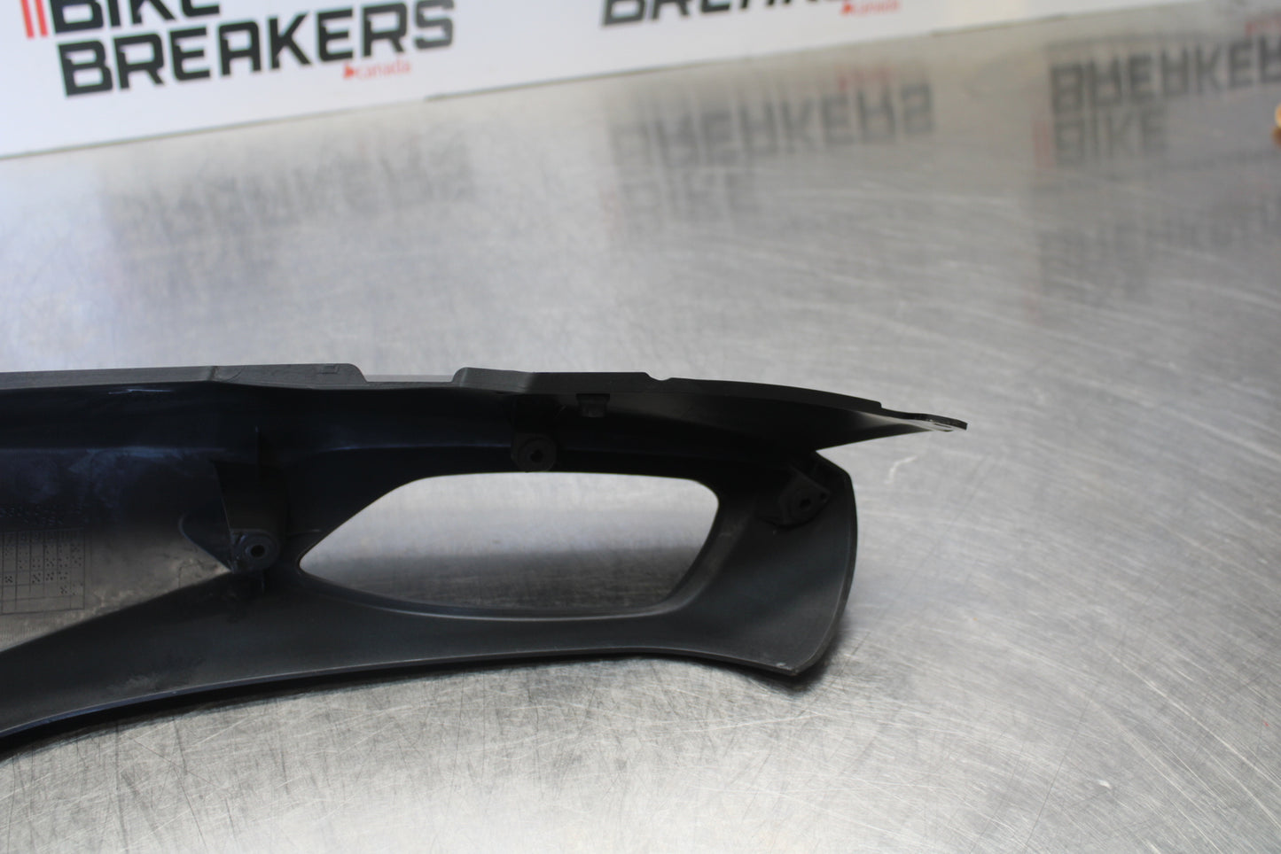 23-24 KAWASAKI NINJA ZX14R RIGHT REAR BACK TAIL FAIRING COWL SHROUD BB169