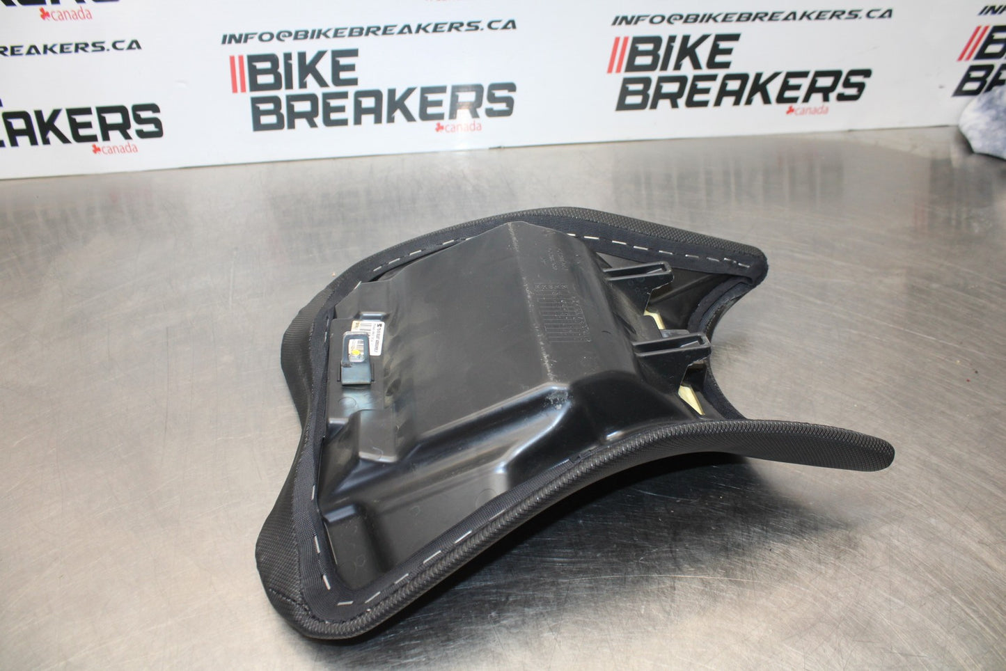 18-23 KAWASAKI NINJA 400 EX400 ABS FRONT DRIVERS SEAT PAD SADDLE PILLION BB192