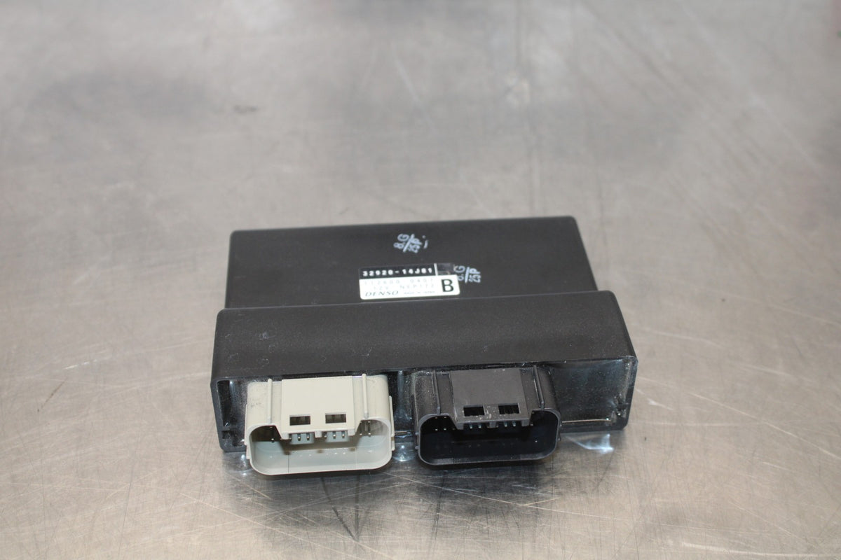 15-26 SUZUKI GSXR600 ECU COMPUTER CONTROLLER UNIT BLACK BOX ECM CDI  BB888