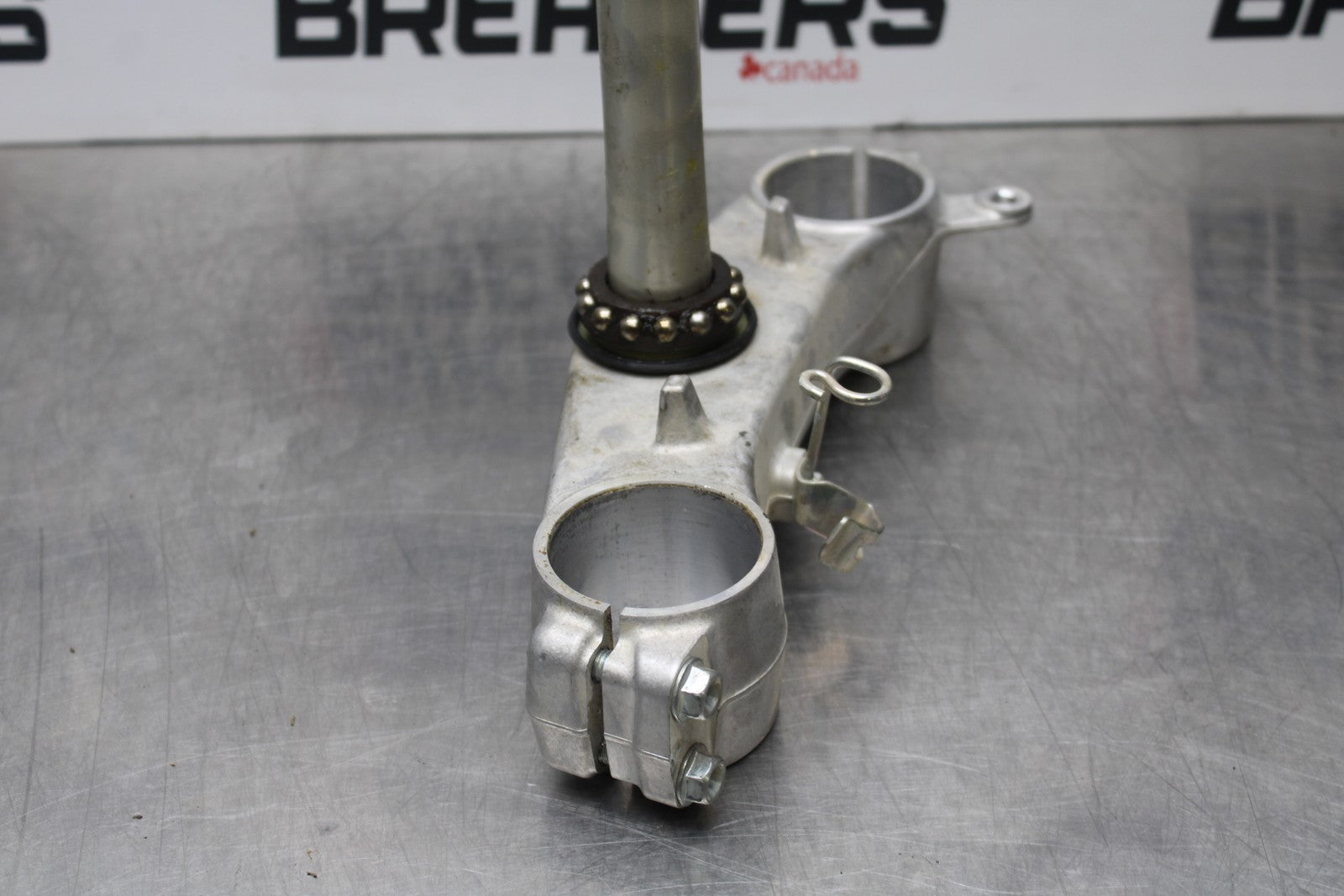 11-22 SUZUKI GSXR 600  FRONT FORKS CLAMP LOWER TRIPLE TREE STEM BB193