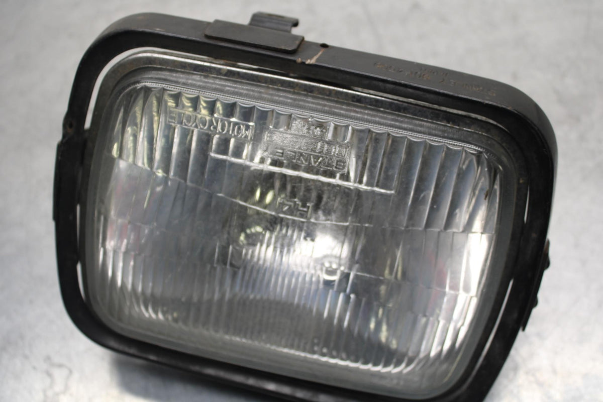 84-86 KAWASAKI GPZ900 FRONT HEADLIGHT HEAD LIGHT LAMP BB84